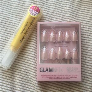 Glamnetic Pink Snow Press-On Nails + Honey Nail Cuticle Treatment Set + Pill Box